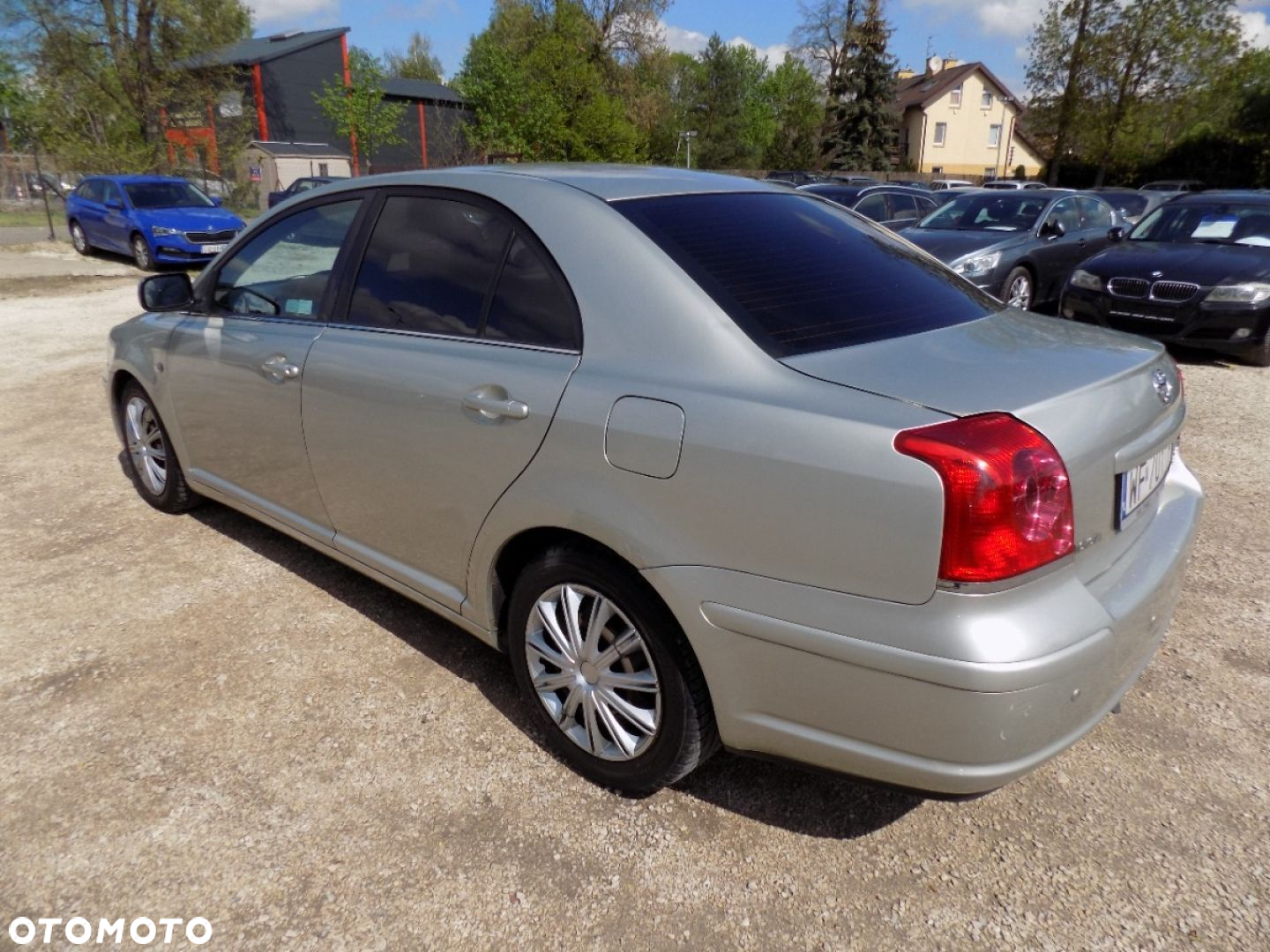 Toyota Avensis - 4
