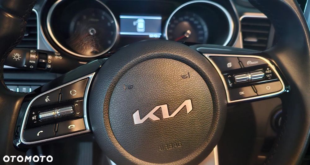 Kia XCeed 1.5 T-GDI M - 10