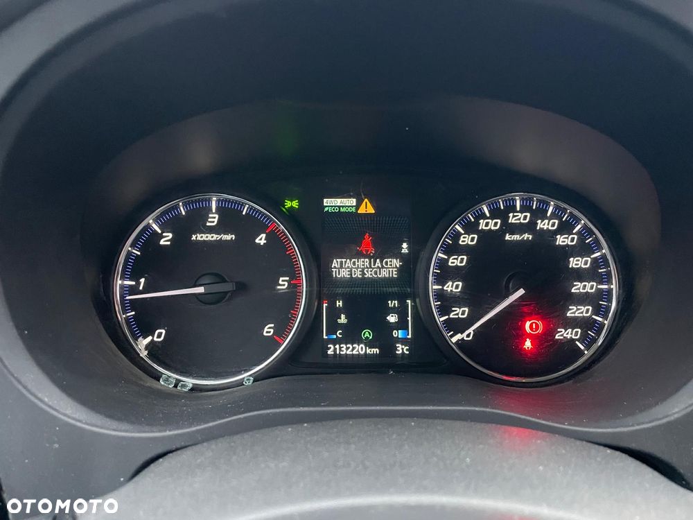 Mitsubishi Outlander 2.2 DI-D 4WD Plus - 14