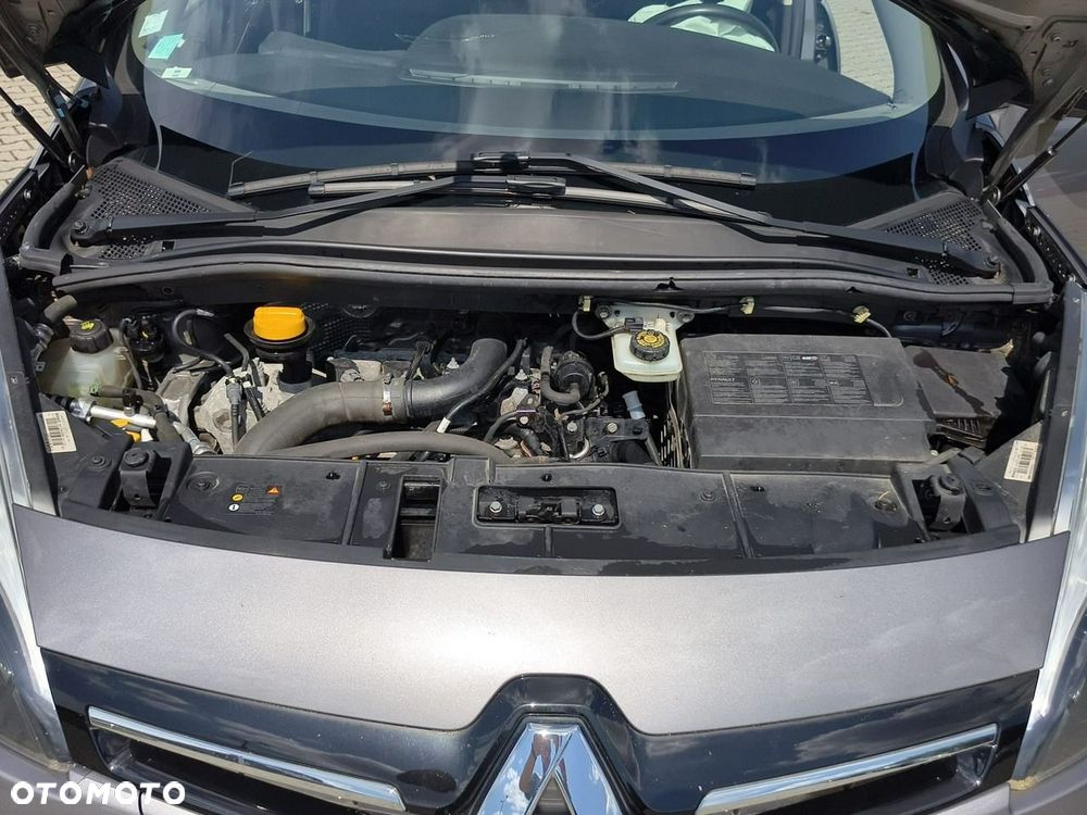 Renault Grand Scenic - 24