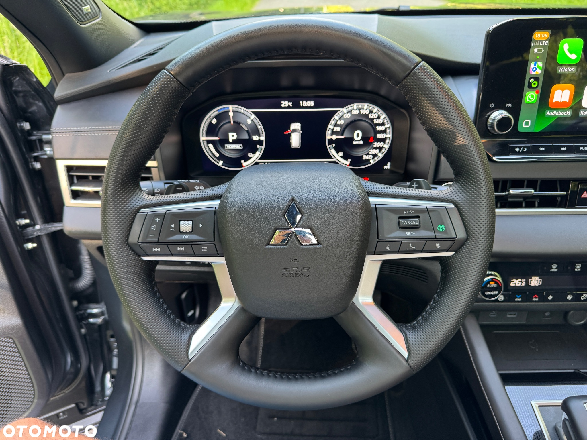 Mitsubishi Outlander 2.4 4WD Plug-In Hybrid - 37