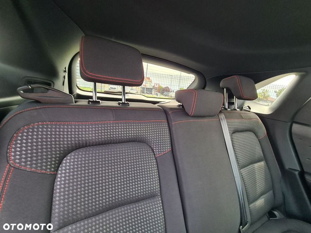 Ford Kuga 2.5 Duratec PHEV ST-LINE - 34