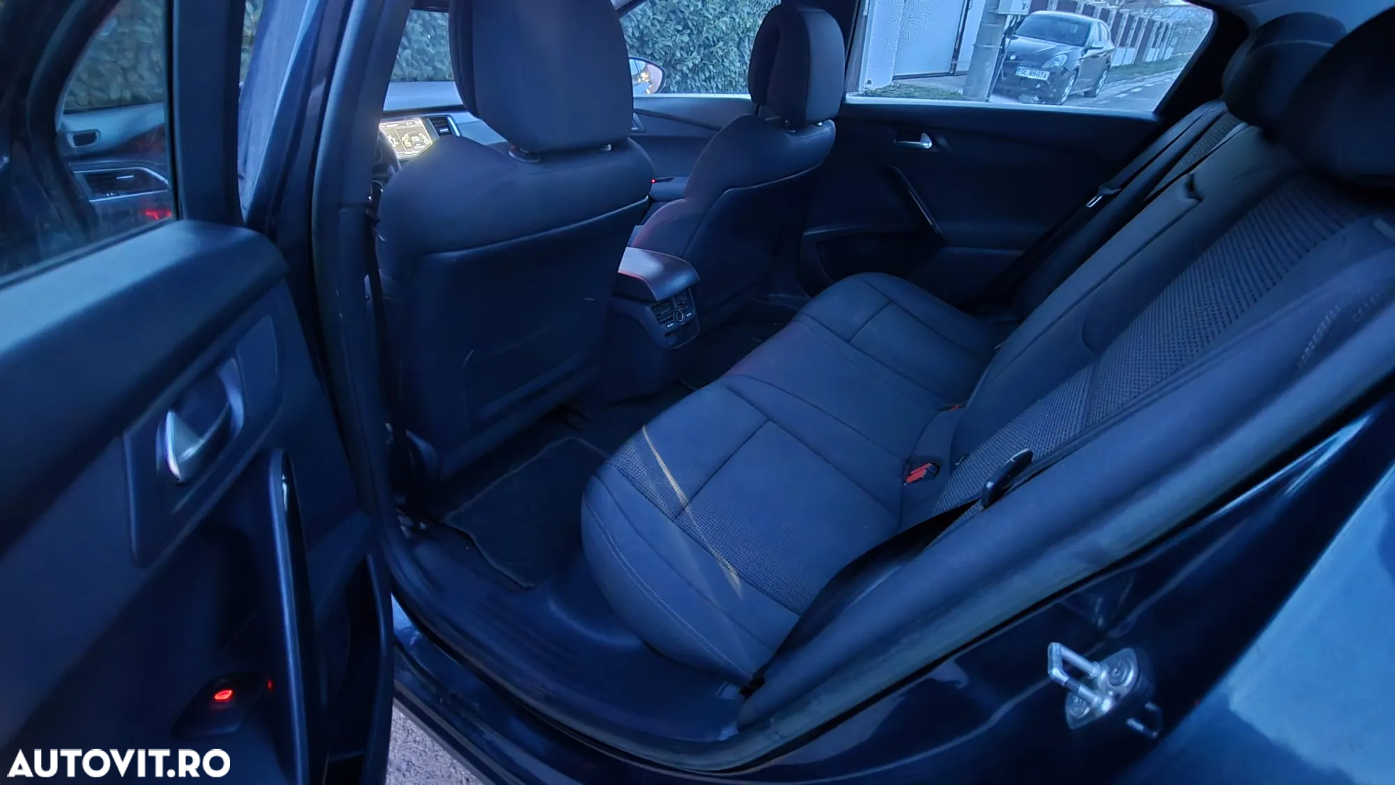 Peugeot 508 Hybrid4 - 7