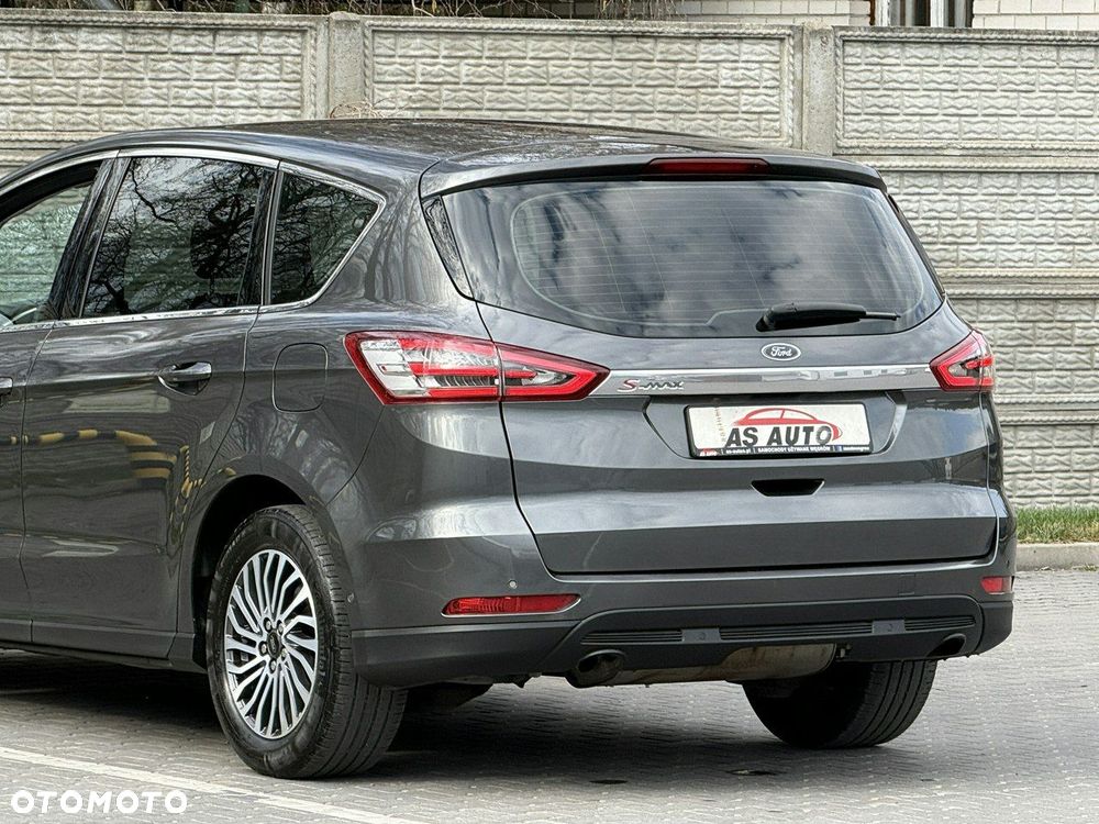 Ford S-Max 2.0 EcoBlue Titanium - 34