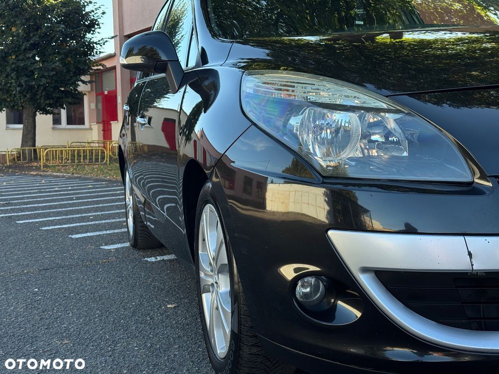 Renault Scenic - 11