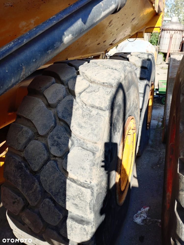 Volvo A35 - 4