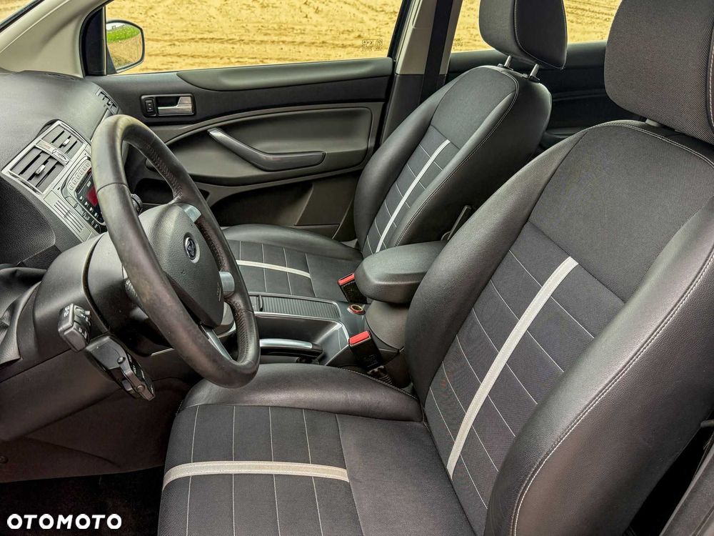 Ford Kuga - 7
