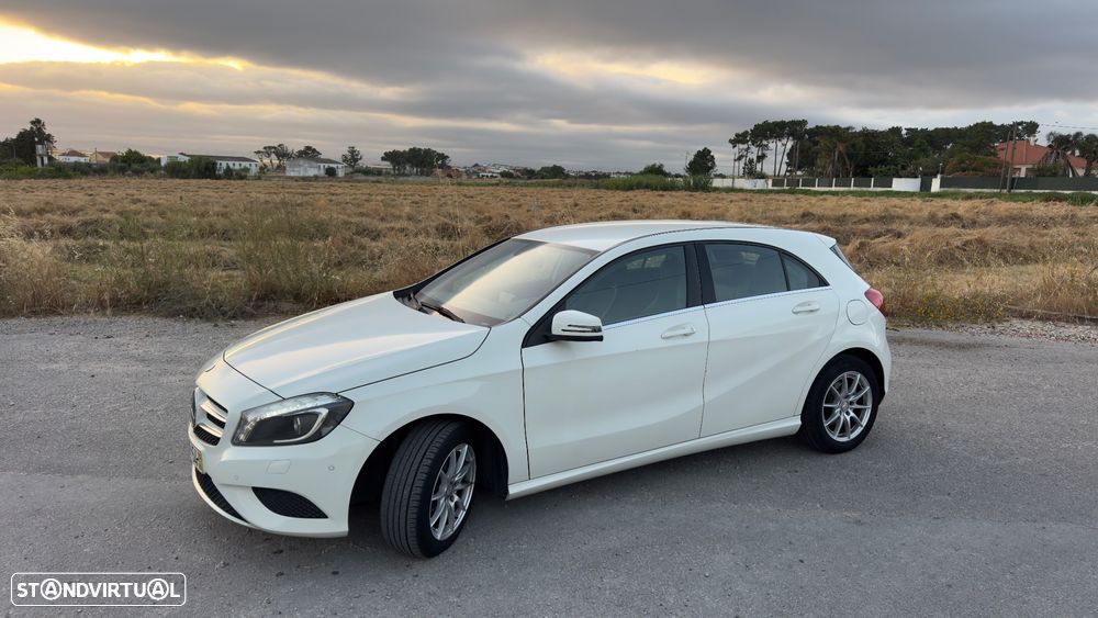 Mercedes-Benz A 180 CDI (BlueEFFICIENCY) - 3