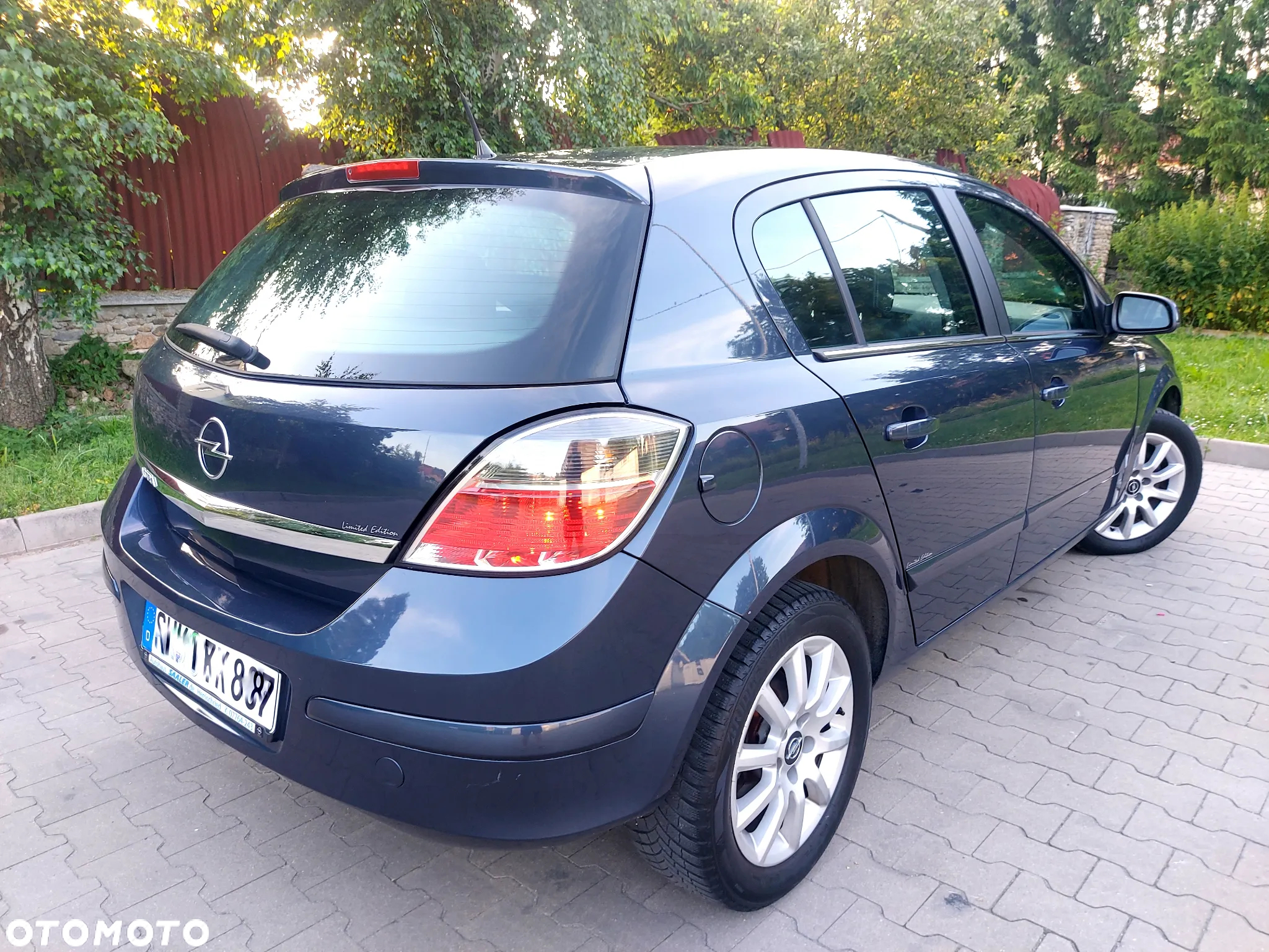 Opel Astra 1.8 Edition - 19