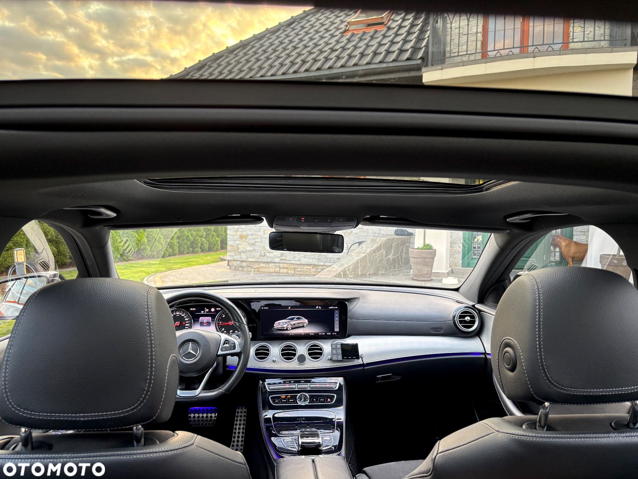 Mercedes-Benz Klasa E 220 d 9G-TRONIC AMG Line - 31