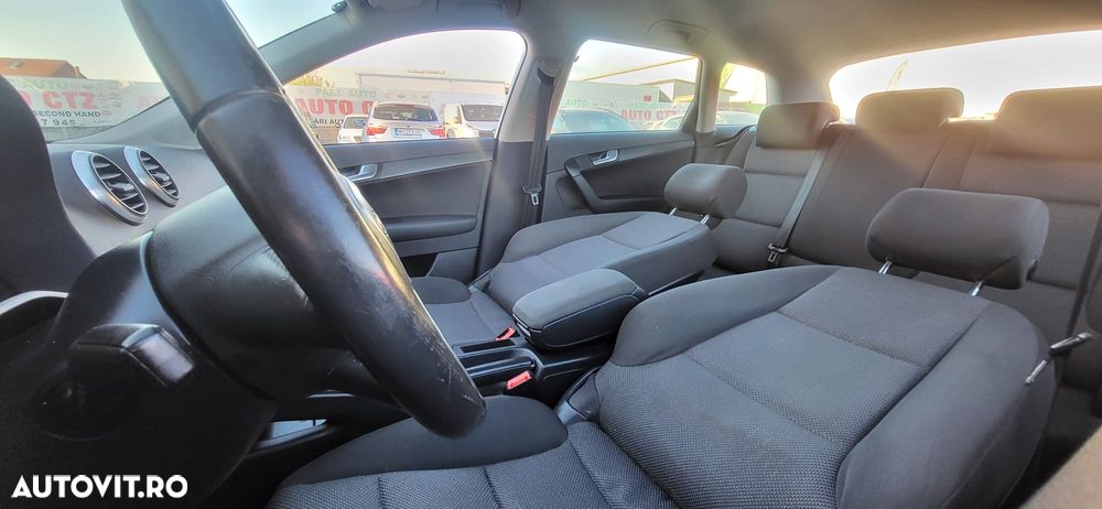 Audi A3 1.9 TDI ack Ambiente - 31