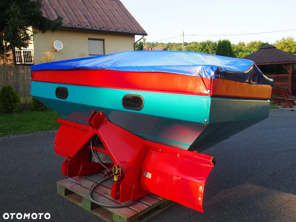 Rozsiewacz Sulky GLX 2500 - 7