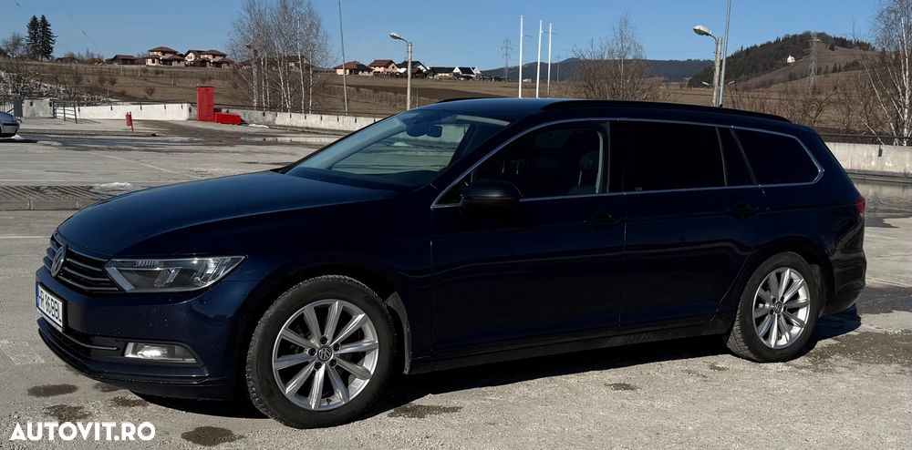 Volkswagen Passat 2.0 TDI DSG Comfortline - 29