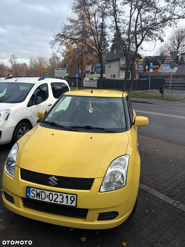 Suzuki Swift 1.3 Classic - 1