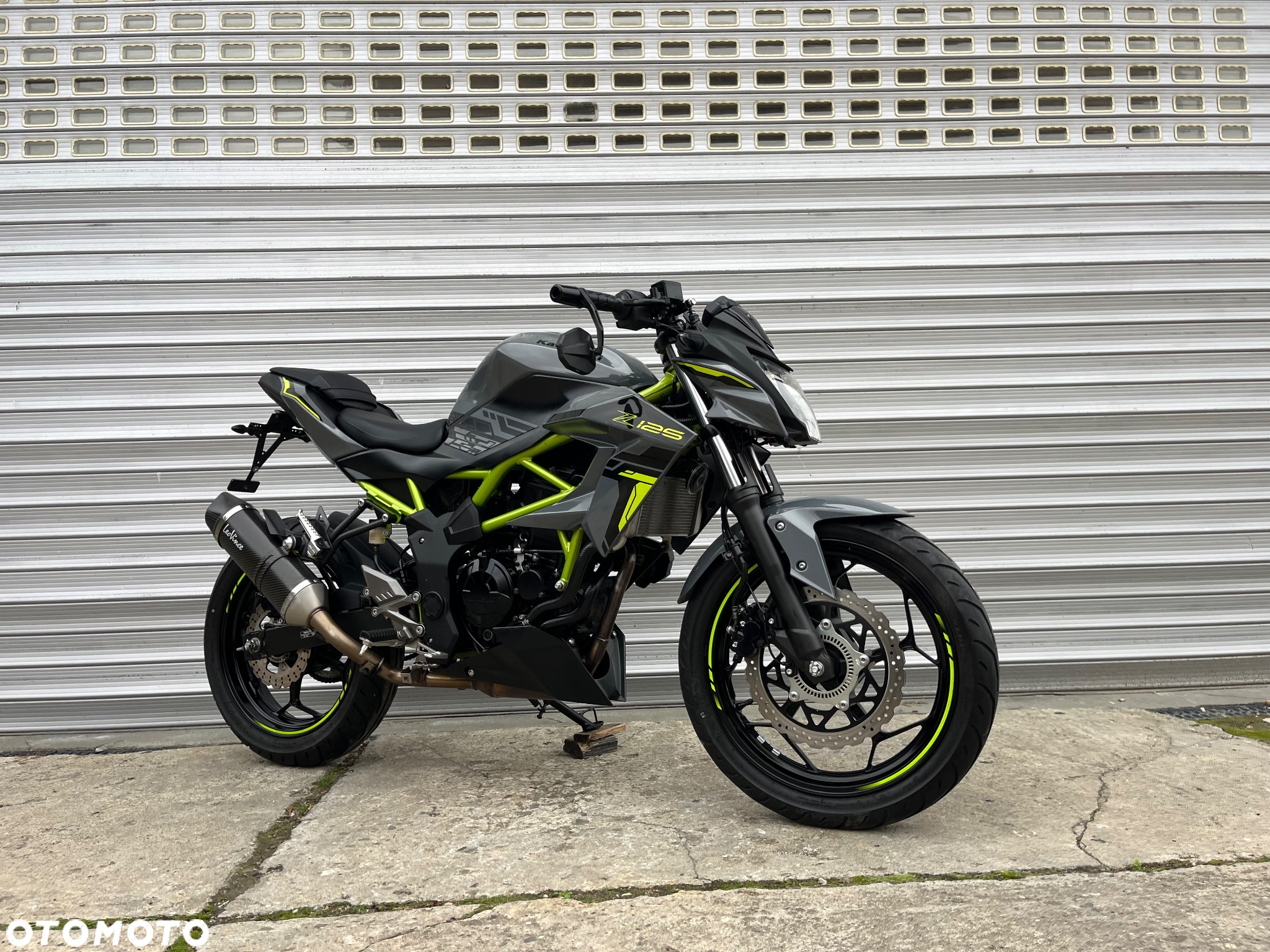 Kawasaki Z - 8