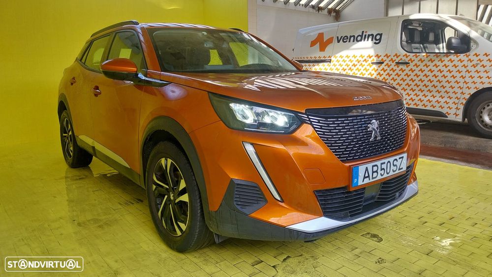 Peugeot 2008 1.2 PureTech Allure - 3