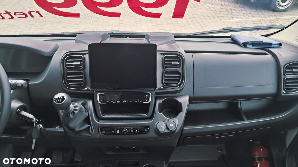 Toyota Proace MAX - 22