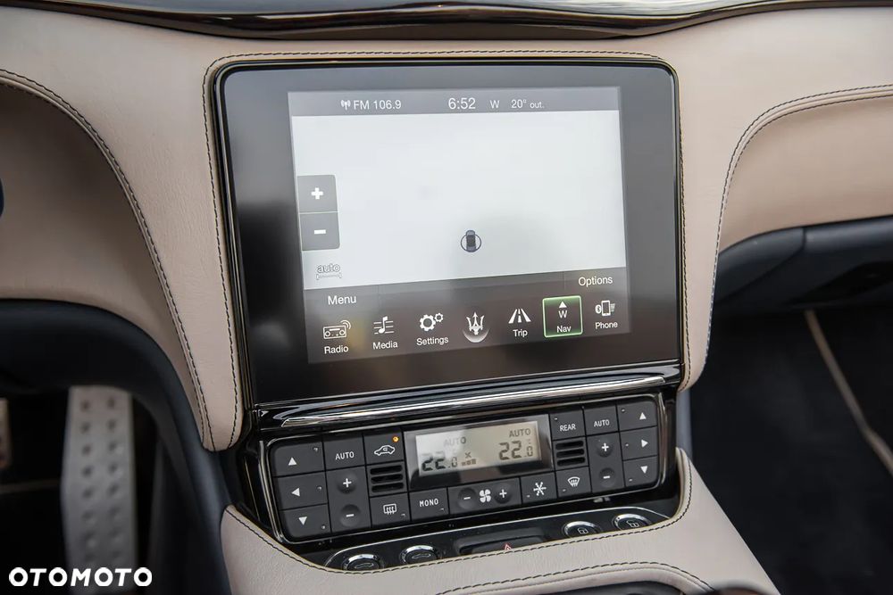 Maserati GranCabrio - 19