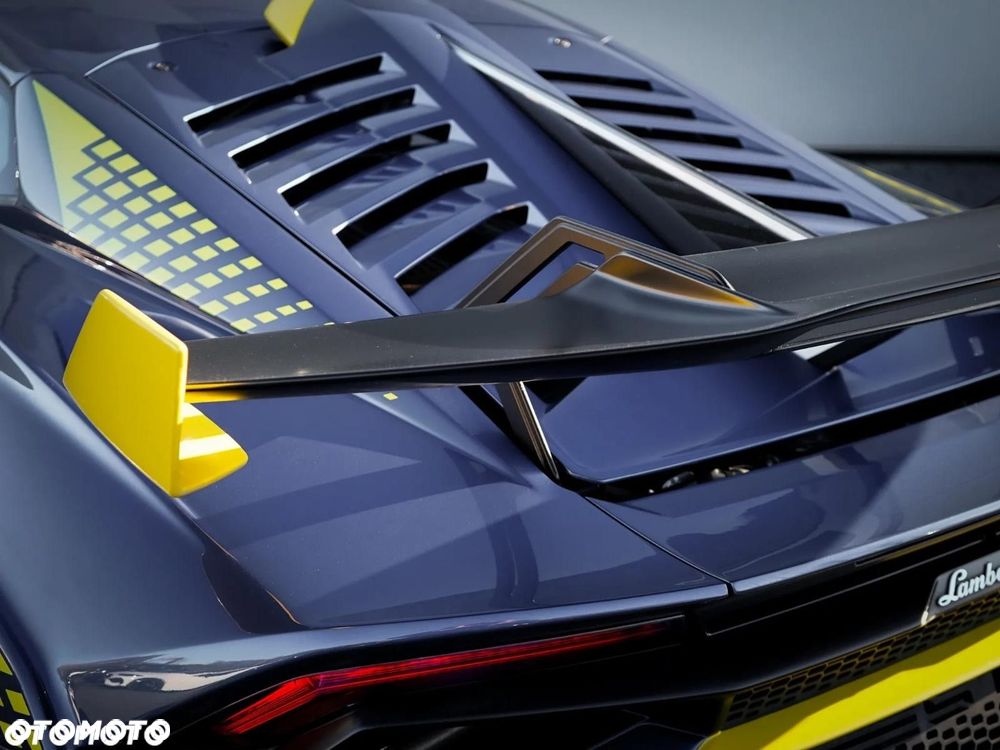 Lamborghini Huracan Performante - 17
