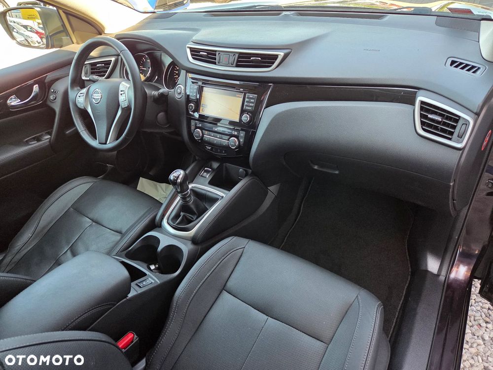 Nissan Qashqai 1.5 dCi DPF 360 - 15