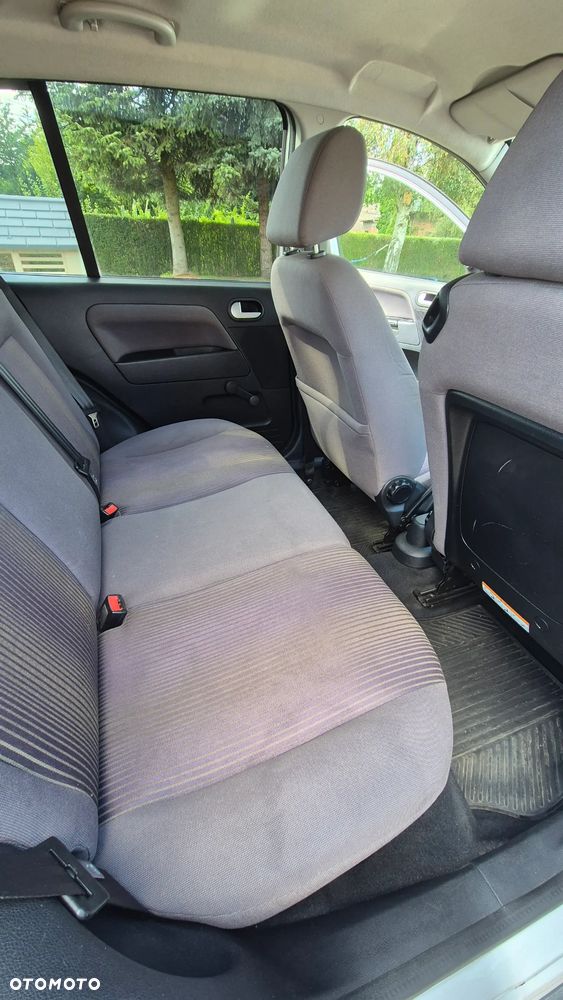 Ford Fusion 1.4 Ambiente - 26