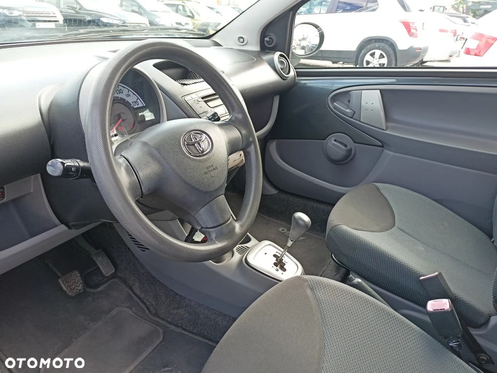 Toyota Aygo - 7