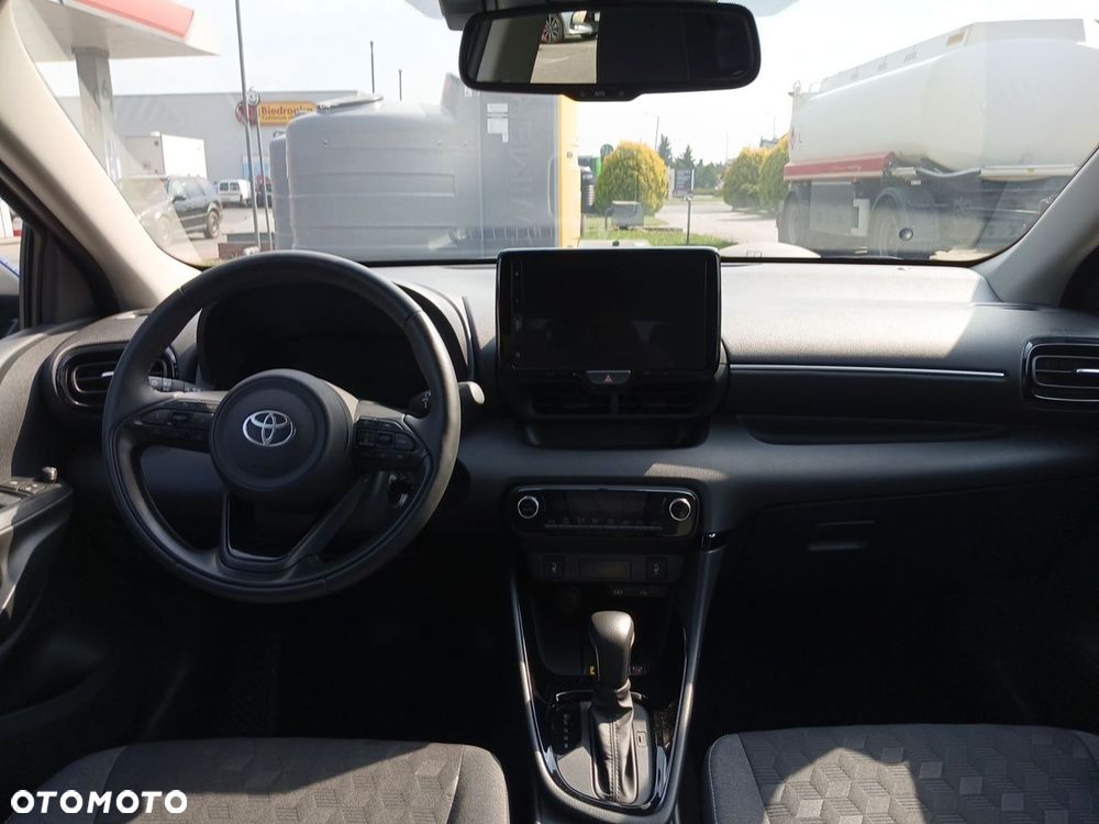 Toyota Yaris Hybrid 1.5 Style - 11