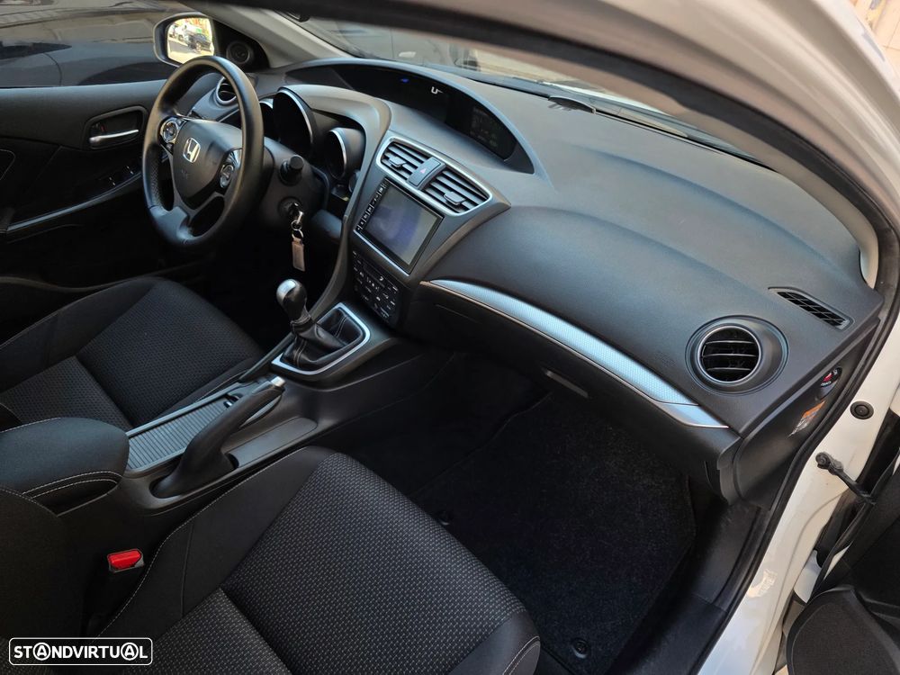 Honda Civic Tourer 1.6 i-DTEC Elegance Connect Navi - 39