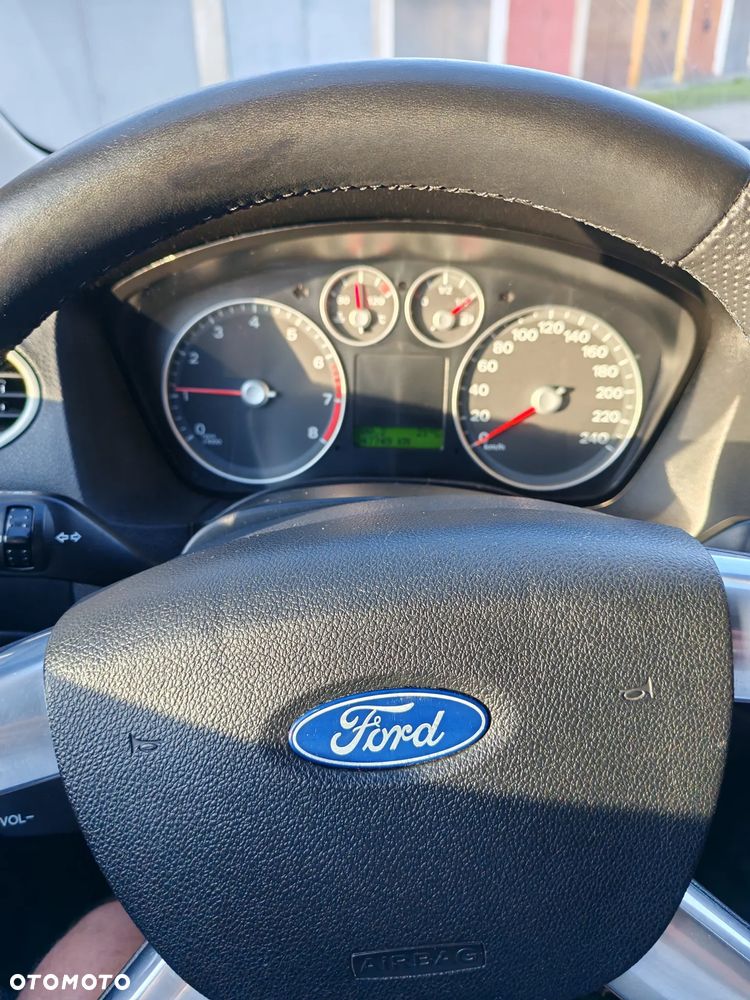 Ford Focus - 6