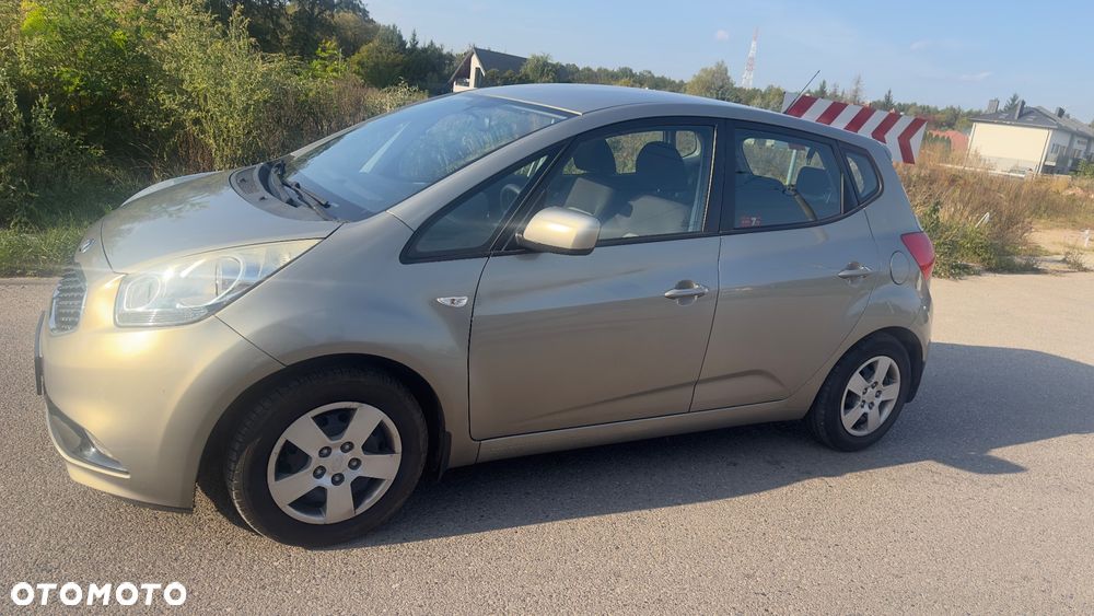 Kia Venga - 2