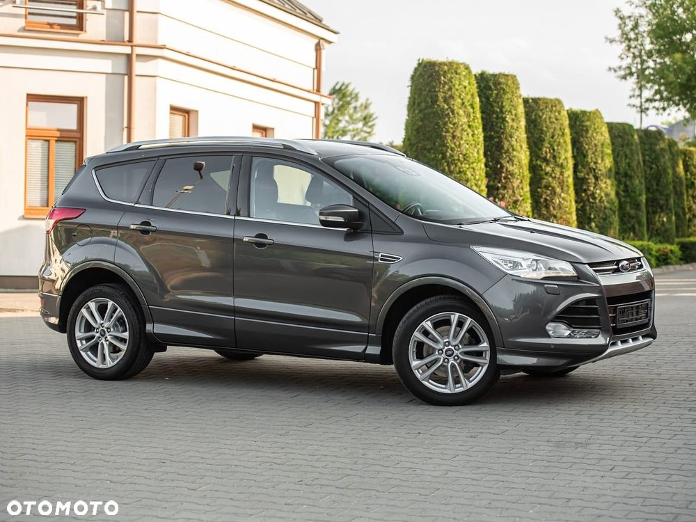Ford Kuga 2.0 TDCi 4x4 Titanium - 4