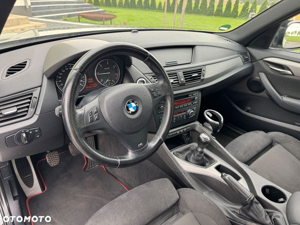 BMW X1 xDrive18d Sport Line - 16
