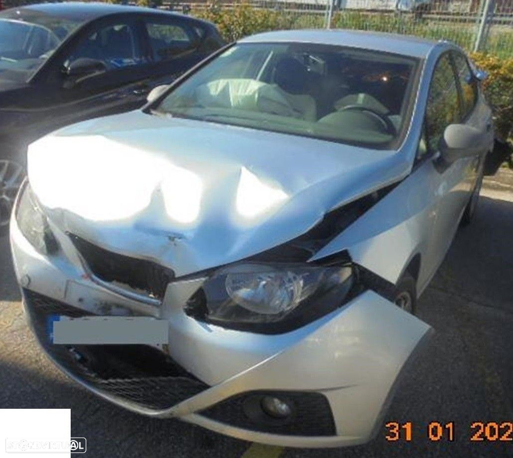 Seat Ibiza 6J 1.2i de 2011 disponível para peças - 3