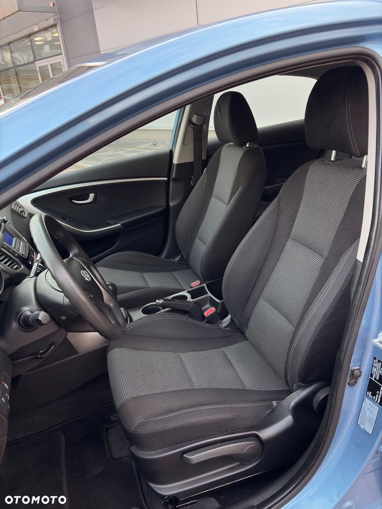 Hyundai i30 1.4 Classic + - 9