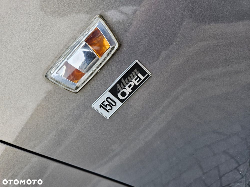 Opel Corsa 1.4 16V 150 Jahre - 36