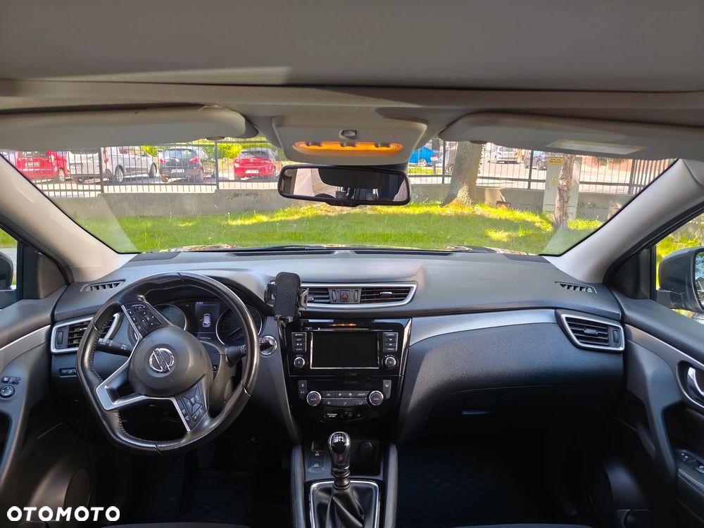 Nissan Qashqai 1.3 DIG-T N-Connecta - 5