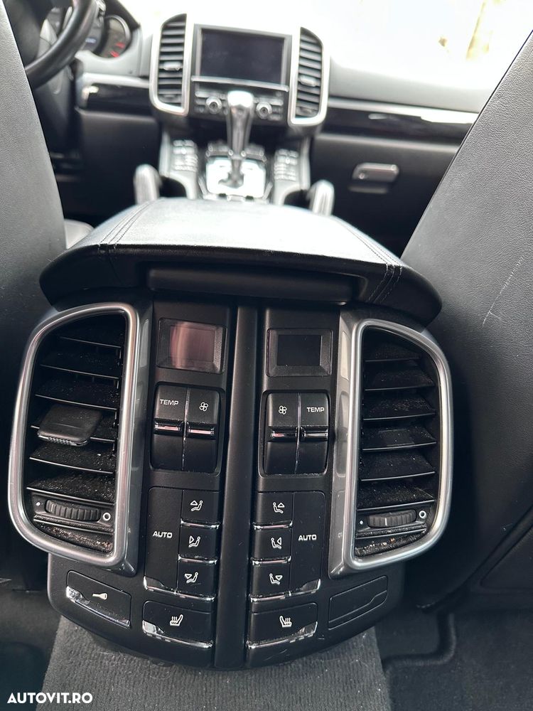 Porsche Cayenne Tiptronic S - 15