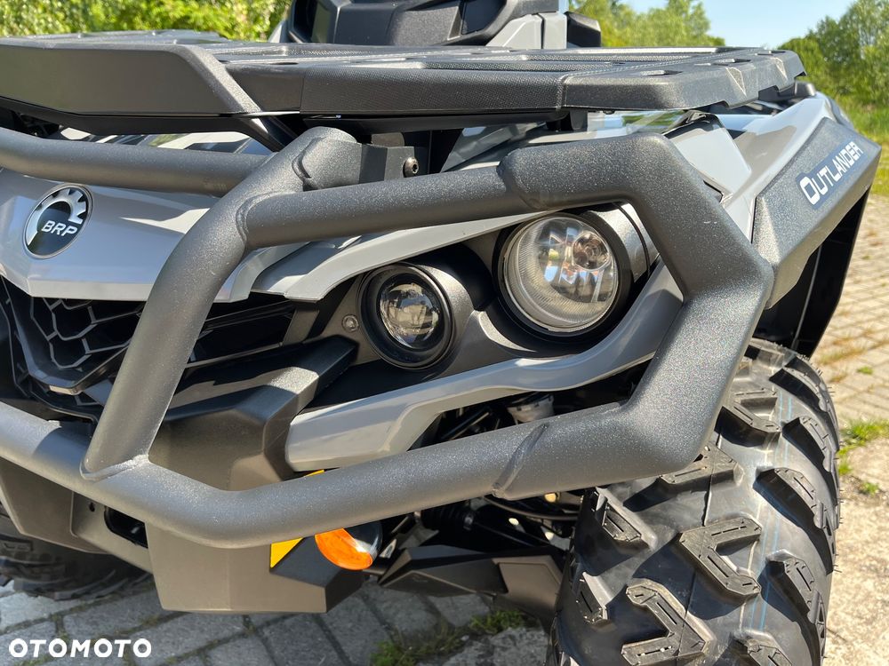Can-Am Outlander - 12