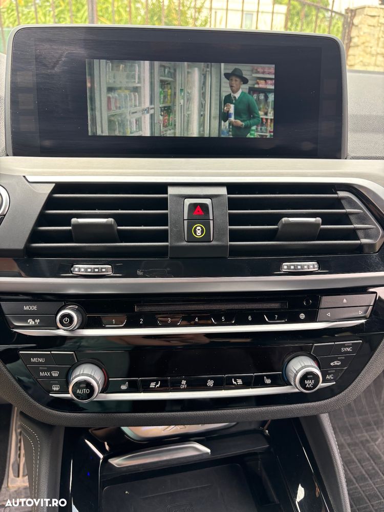 BMW X4 xDrive20d - 10