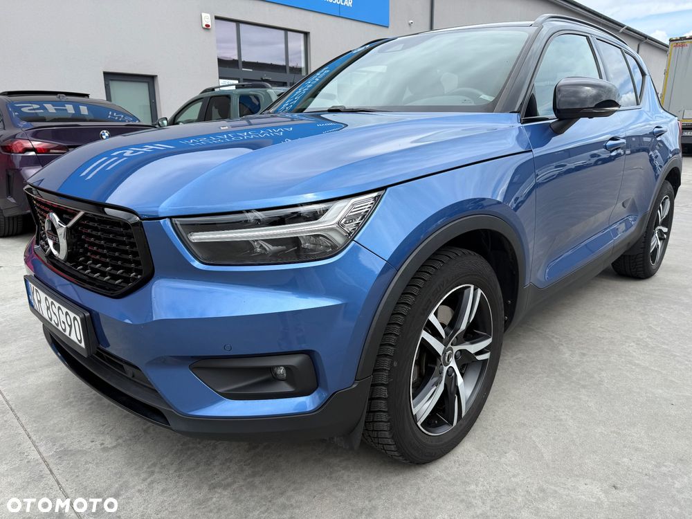 Volvo XC 40 D4 AWD R-Design - 1