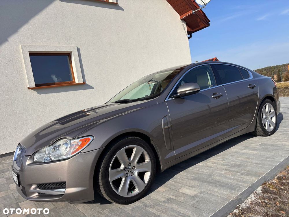 Jaguar XF 3.0 V6 D Premium Luxury - 7