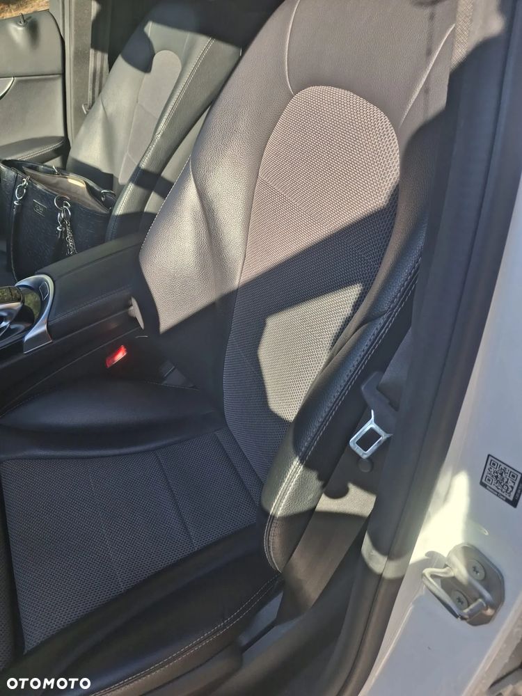 Mercedes-Benz Klasa C 200 7G-TRONIC - 16