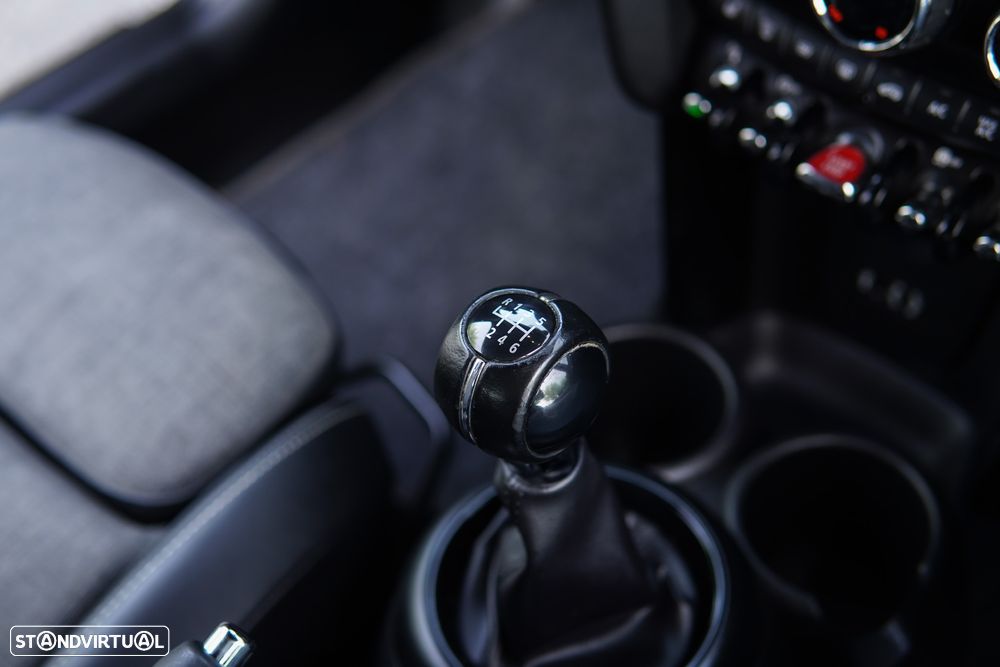 MINI 3 Portas Cooper D - 35