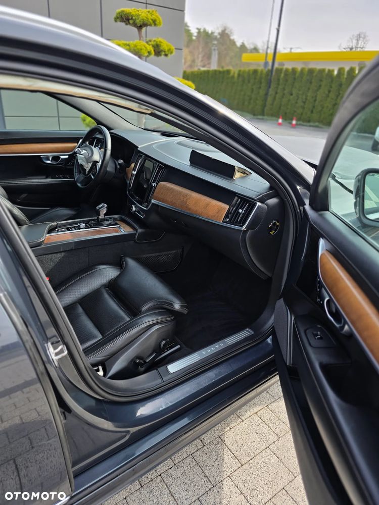 Volvo V90 D5 AWD Inscription - 19