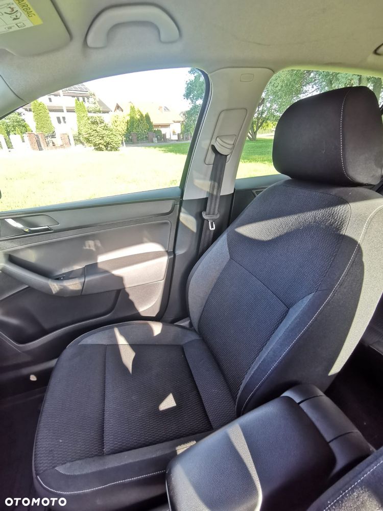 Skoda RAPID Spb 1.6 TDI DPF Ambition - 12