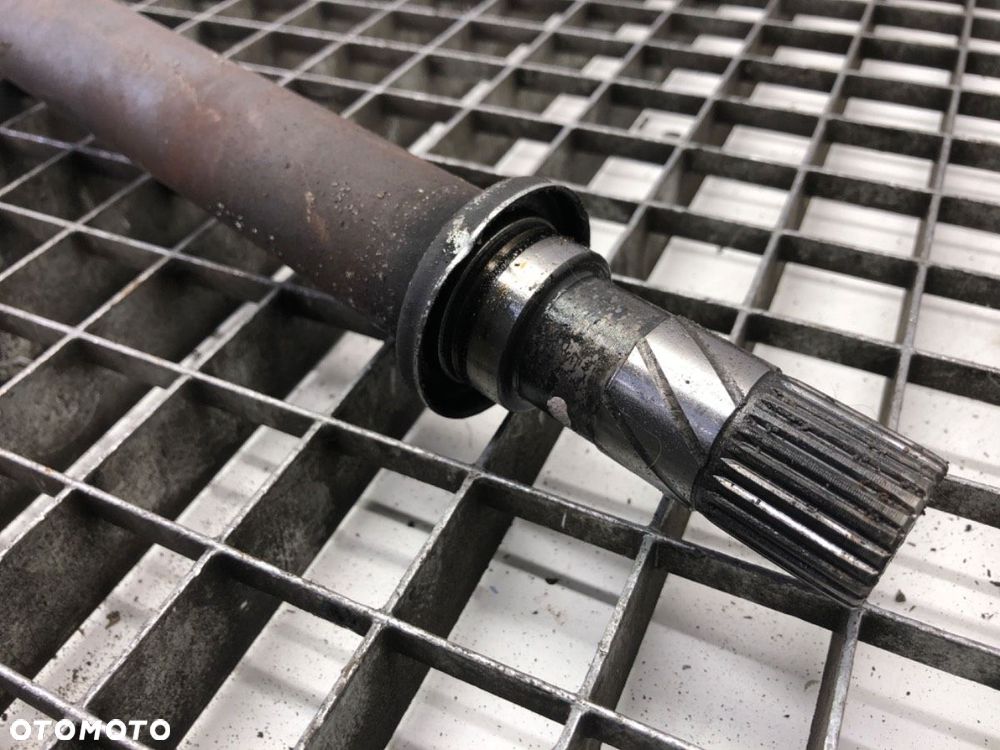 PÓŁOŚ PRAWY PRZÓD - 73.00 PLN - RENAULT SCÉNIC III (JZ0/1_) 2008 - 2022 1.4 16V (JZ0F, JZ1V) 96 - 3