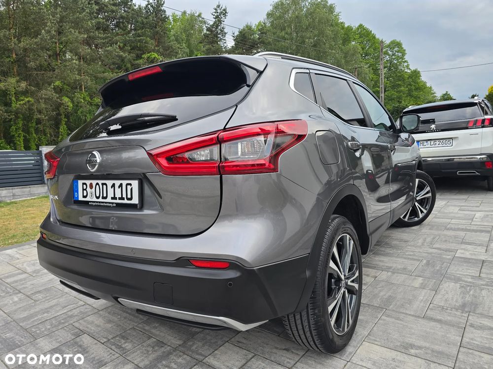 Nissan Qashqai 1.6 DIG-T N-Connecta - 16