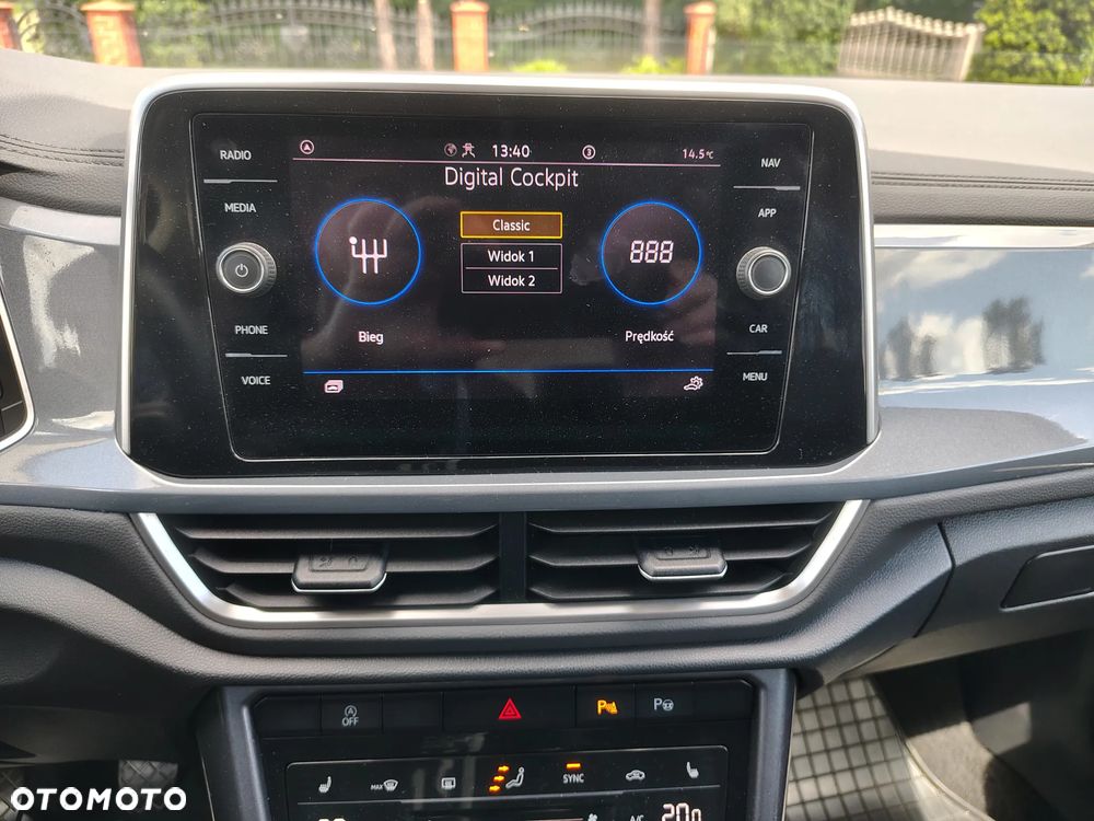 Volkswagen T-Roc 1.5 TSI Style - 17