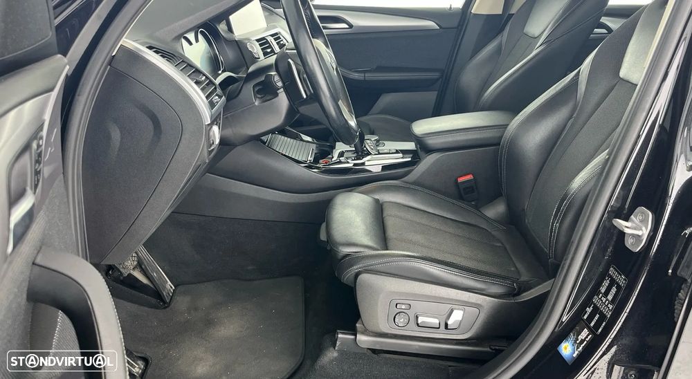 BMW X3 18 d sDrive Advantage Auto - 14