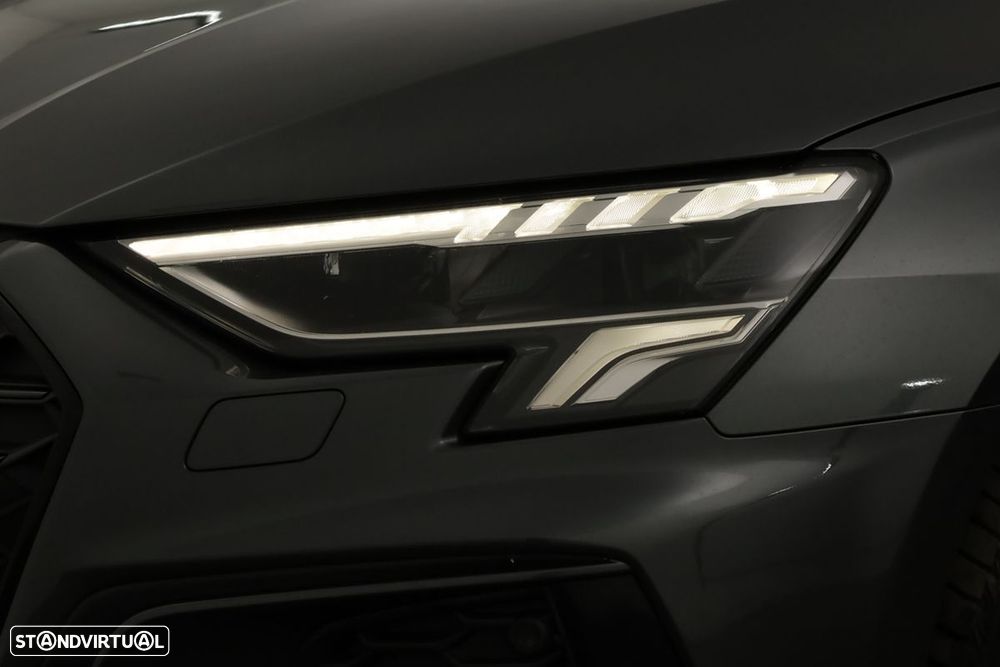 Audi A3 Sportback 45 TFSIe S line — fotografia 6